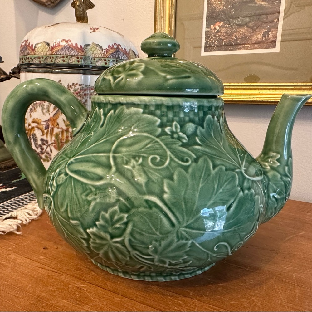 Vintage Bordallo Pinheiro Green Embossed Teapot with Leaf Design